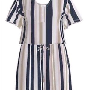 Very roomy and stretchy LuLaRoe Xanthe romper.